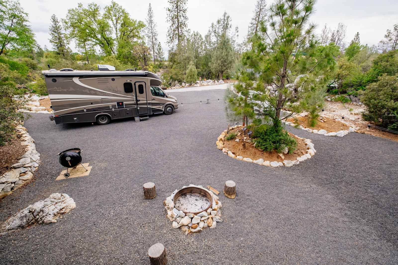 Squirrel Rock RV Campground - glamping.directory
