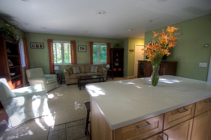 Beautiful Cabin with Hot Tub Surrounded by Trees in Confluence, Pennsylvania - Confluence, Pennsylvania - glamping.directory