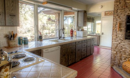 Lovely Cottage Rental with Waterfall on San Gabriel River near Austin, Texas - Georgetown, Texas - glamping.directory