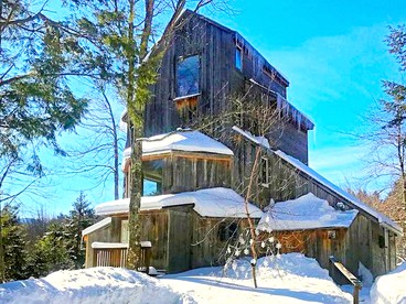 Five-Story Vacation Rental near Stowe Mountain and Smugglers' Notch Ski Resorts, Vermont - glamping.directory