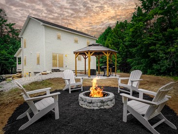 Spacious Modern Cottage with Fire Pit in Bridgton, Maine - glamping.directory