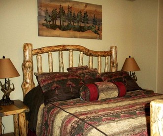 Family-Friendly Luxury Cabin Rental in the Black Hills, South Dakota - Lead, South Dakota - glamping.directory