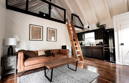 Hygge Hollow Cabin on Fightingtown Creek in Blue Ridge, GA - Blue Ridge, Georgia - glamping.directory