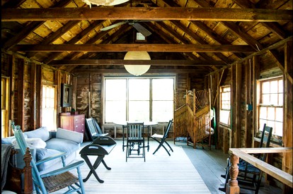 Charming and Authentic Seaside Cottage Rental near Acadia National Park, Maine - Southwest Harbor, Maine - glamping.directory