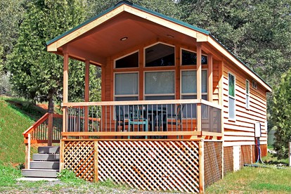 Cozy Family-Friendly Yurts with Shared Pool near Yosemite National Park - Groveland, California - glamping.directory