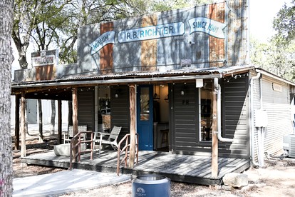 Unique Picturesque Cabin Incredible for Groups or Families in Texas - glamping.directory