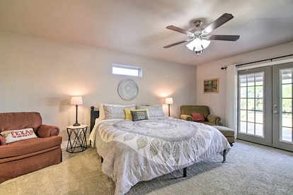 A Slice of Paradise: Newly Remodeled Rental on 25 Acres in Marble Falls, Texas - Marble Falls, Texas - glamping.directory