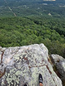 Beautiful Cabin with Spectacular Views for an Unforgettable Getaway in Nature near Rising Fawn, Georgia - Rising Fawn, Georgia - glamping.directory