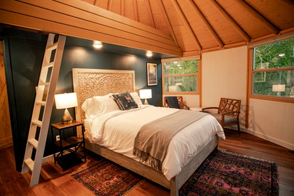 Luxury Yurt Rental near Austin for Glamping in Texas - Bastrop , Texas - glamping.directory