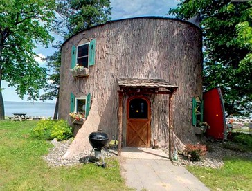 Utterly Unique Pet-friendly Vacation Cottage in Walker, Minnesota - Walker, Minnesota - glamping.directory