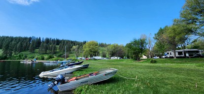 Luna Bell on the Lake, Winthrop, WA - Winthrop, Washington - glamping.directory