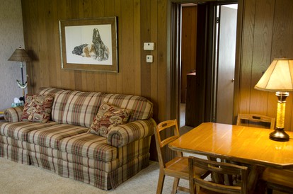 Tranquil Weekend Getaway for a Large Group near the Cuyahoga Valley National Park, Ohio - Sandusky, Ohio - glamping.directory