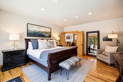 Wonderful Cabin with Hot-tub and Fireplace in Frisco, Colorado - Frisco, Colorado - glamping.directory