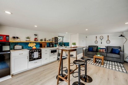 Outstanding Modern Cabin with Spectacular Outdoor and Indoor Areas in Texas - Leander, Texas - glamping.directory