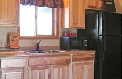 Cozy Western-Themed Log Getaway on Route 66 in Williams, Arizona - Williams, Arizona - glamping.directory