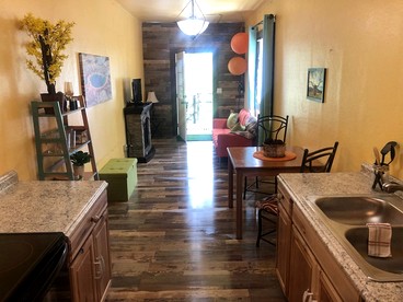 Stylish Tiny House Vacation Rental in Swan Valley, ID near Jackson Hole - Irwin, Idaho - glamping.directory