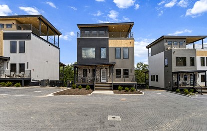 Luxury Cabin with Rooftop Views & Indoor Pool near Dollywood in Pigeon Forge, TN - glamping.directory