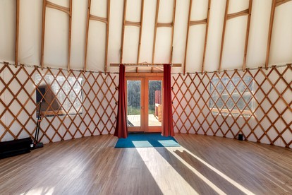 Amazing Yurt Ideal for a Secluded Scape in Hot Springs, North Carolina - Hot Springs, North Carolina - glamping.directory