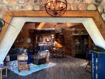 Exciting Hobbit House Rental Ideal for a Fun Vacation in Arkansas - Fayetteville, Arkansas - glamping.directory