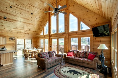 Spacious Tennessee Glamping Cabins for Unforgettable Escapes in Gatlinburg - Gatlinburg, Tennessee - glamping.directory