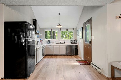 Modern Light-Filled Cabin with Fire Pit and Deck near Berkeley Springs, West Virginia - Hedgesville, West Virginia - glamping.directory