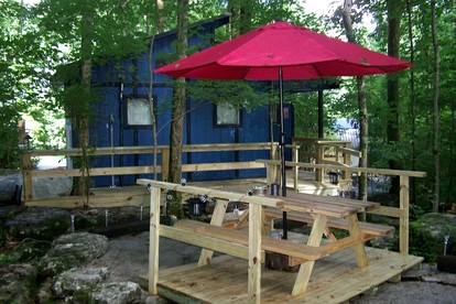 Cozy Tiny House in Tennessee Forest with Loft Beds & Country Breakfast - Lebanon, Tennessee - glamping.directory