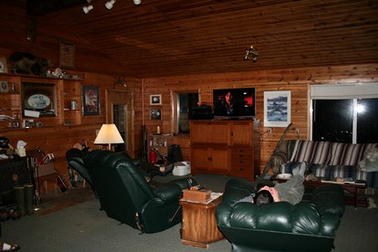 Secluded Waterfront Cottage Rental near Anchorage, Alaska - Anchorage, Alaska - glamping.directory