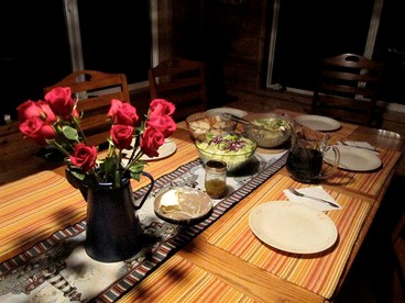 Secluded Waterfront Cottage Rental near Anchorage, Alaska - Anchorage, Alaska - glamping.directory
