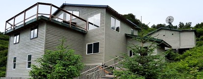 Secluded Waterfront Cottage Rental near Anchorage, Alaska - glamping.directory