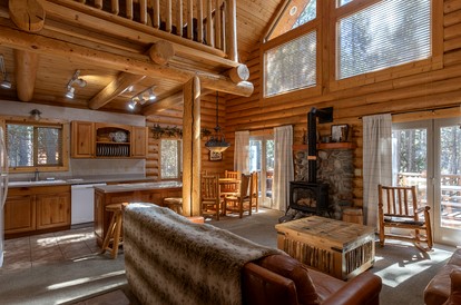 Spacious Mountain Retreat with Hot Tub & Game Room Near National Forest – Close to Outdoor Adventures in Idaho - Idaho City, Idaho - glamping.directory