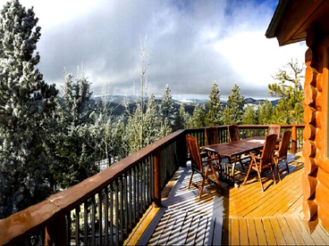 Ranch Cabin for Groups with Hot Tubs and Home Theater in Rocky Mountains of Colorado - Black Hawk, Colorado - glamping.directory