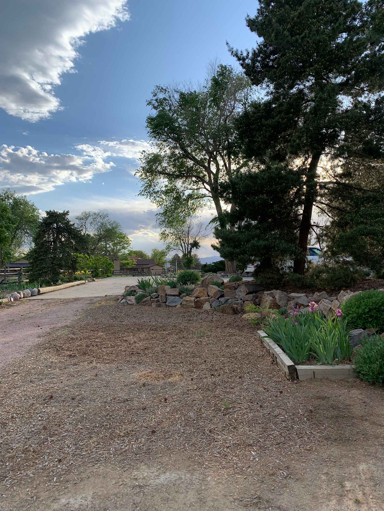 Lazy M Homestead - Fort Collins, Colorado - glamping.directory