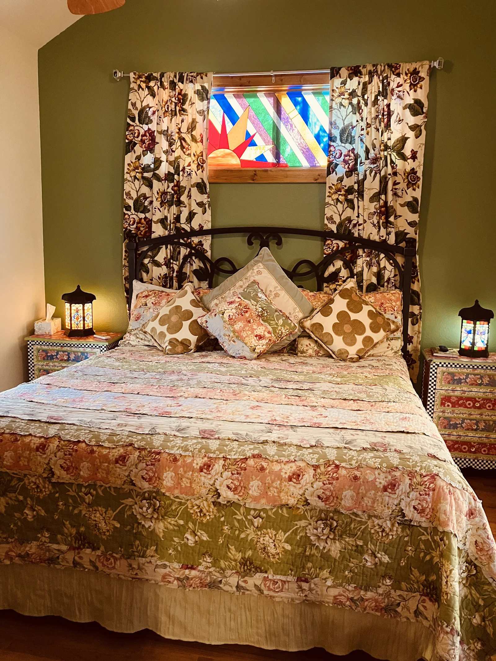 Deer Hollow - Eureka Springs, Arkansas - glamping.directory