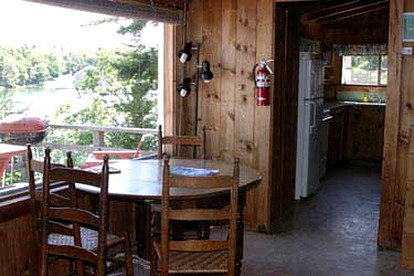 Waterfront Pet-Friendly Cottage Rental in Lincoln County, Maine - West Boothbay Harbor, Maine - glamping.directory