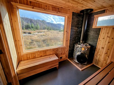 Wonderful Yurt with Sauna and Incredible Mountain Views in Boise, Idaho - Boise, Idaho - glamping.directory