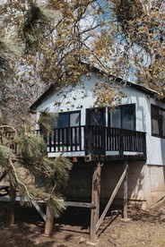 Secluded and Minimalist One Bedroom Cabin, Perfect for a Visit to Kings Canyon National Park - glamping.directory
