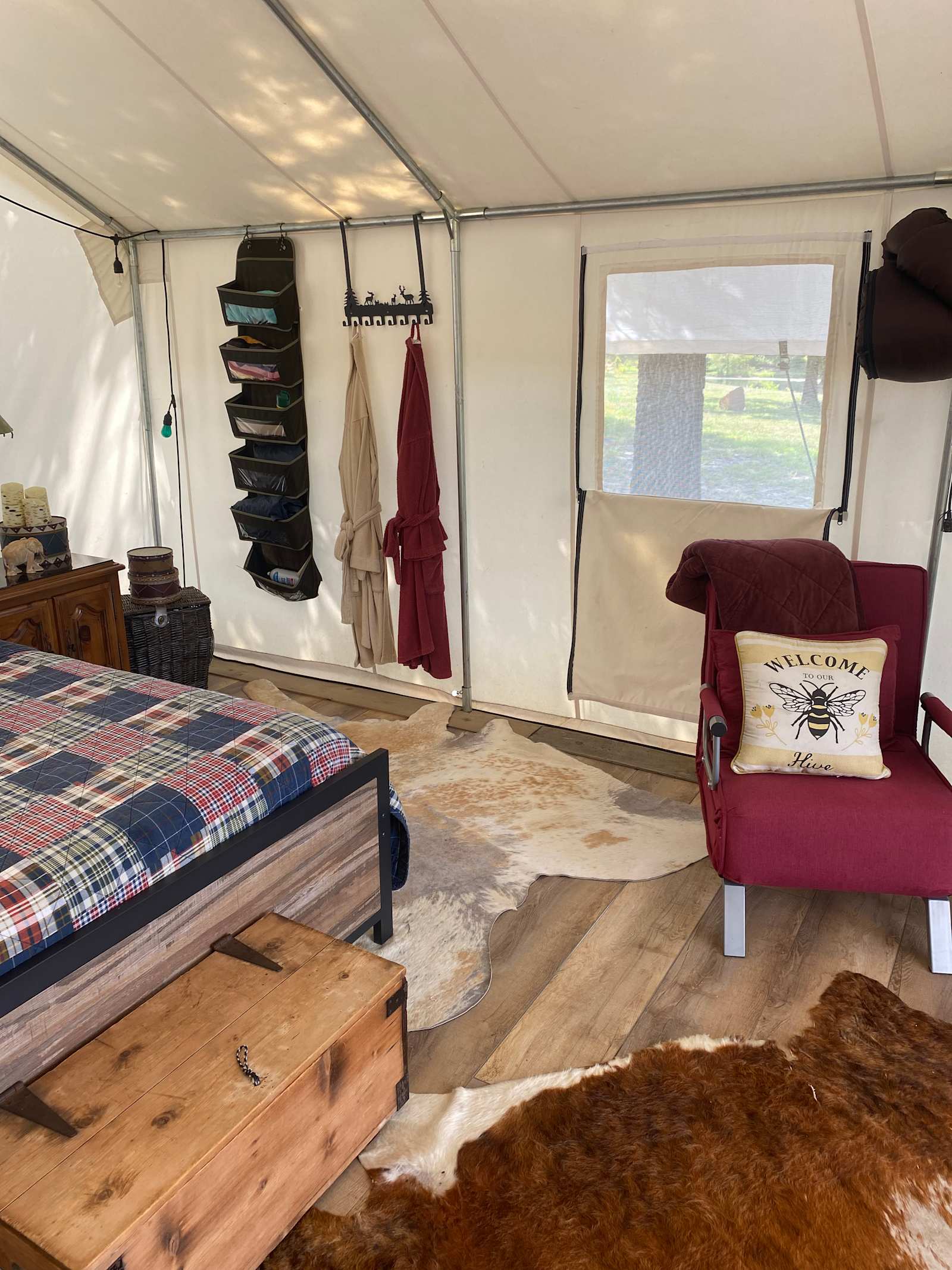 Rocky Creek Ranch Voted Best In St. - Clinton, Arkansas - glamping.directory