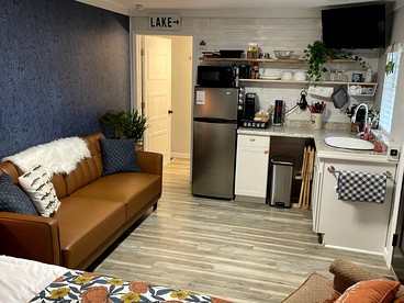 Cozy Tiny Home Cabin in Eva, TN - Eva, Tennessee - glamping.directory