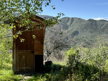 Modern Solar Powered Yurt Fully Equipped in Basalt, Colorado - Basalt, Colorado - glamping.directory