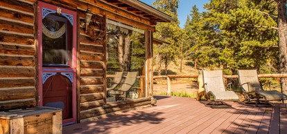 Family-Friendly Cabin Rental with Wood-Burning Fireplace in the Rocky Mountains, Colorado - Leadville, Colorado - glamping.directory
