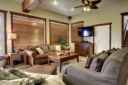 Luxury Rental with a Swimming Pool Perfect for Large Groups near Gruene, Texas - New Braunfels, Texas - glamping.directory
