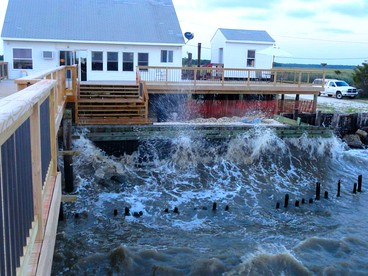 Pet-Friendly Cottage Rental with Stunning Decking on Delaware Bay, New Jersey - Heislerville, New Jersey - glamping.directory