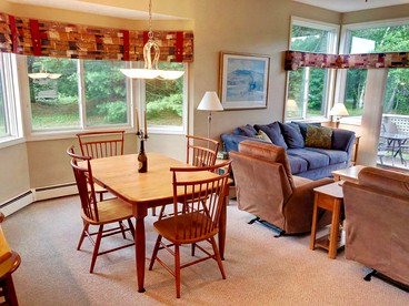 Mount Washington Cabin near a Golf Course for a NH vacation - Carroll, New Hampshire - glamping.directory