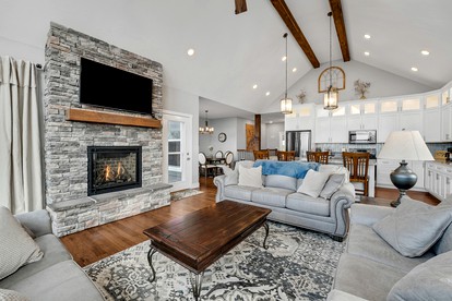 Stunning Luxurious Cabin Fully Equipped with Breathtaking Exterior and Views in Branson West, Missouri - Branson West, Missouri - glamping.directory