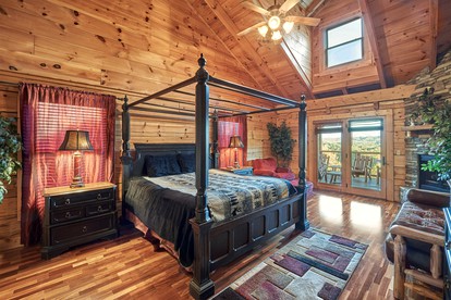 Spectacular Cabin with Hot-tub and Gorgeous Sights in Sevierville, Tennessee - Sevierville, Tennessee - glamping.directory