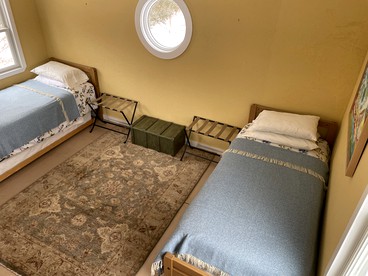 Charming Cabin for Weekend Break and Yoga Retreat near Ann Arbor - Manchester, Michigan - glamping.directory