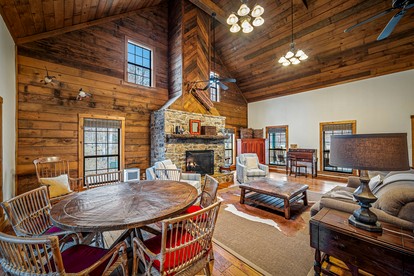 Cute Wooden Cabin Nestled Among Trees in Mentone, Alabama - Mentone, Alabama - glamping.directory