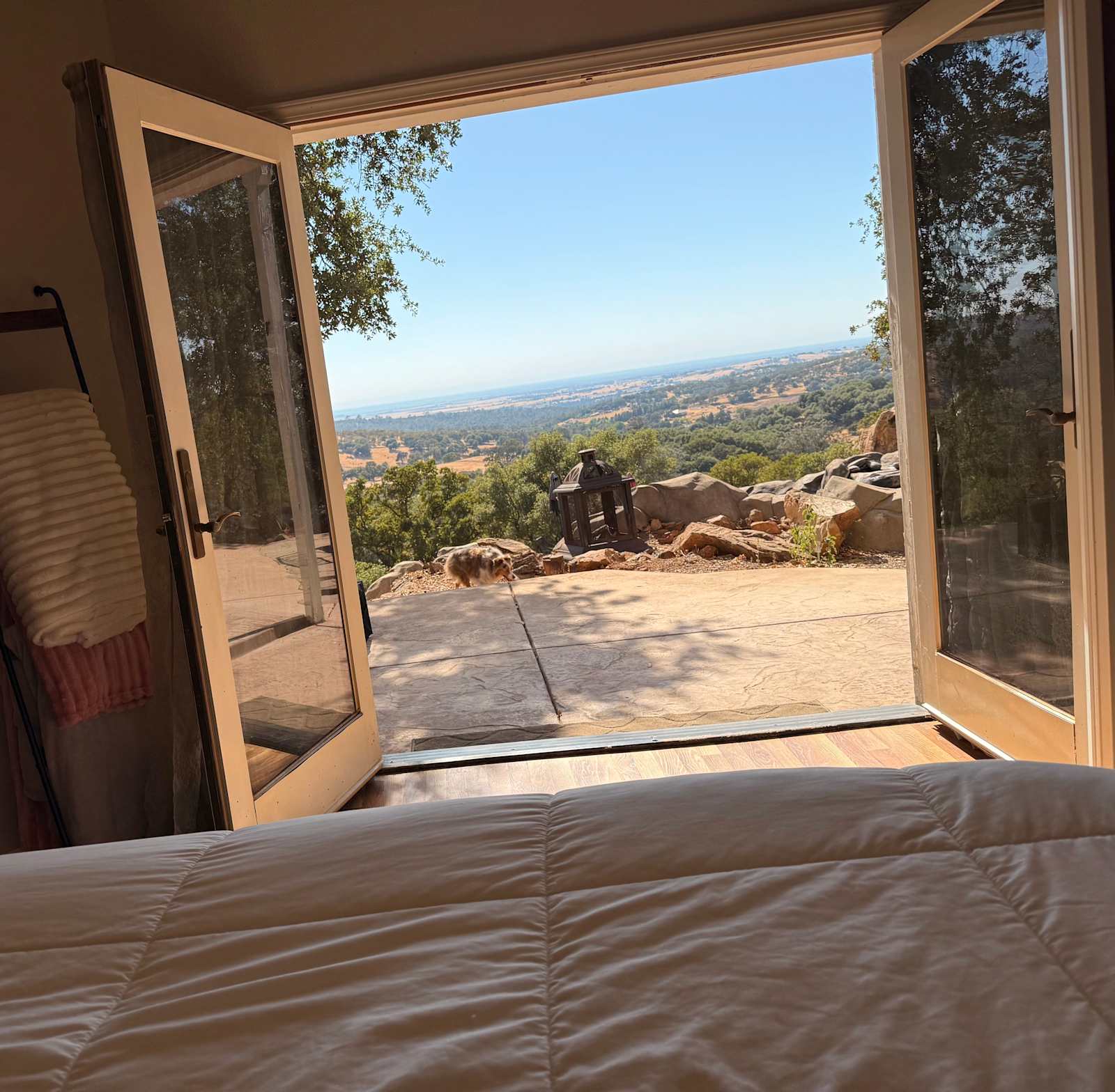 Serene Country Paradise - Lincoln, California - glamping.directory