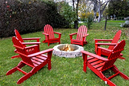 Relaxing Dog-Friendly Cottage with Hot Tub and Fire Pit Surrounded by New River Gorge National Park in Oak Hill, WV - Oak Hill, West Virginia - glamping.directory