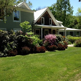 Superb Getaway Rental with a Balcony and Stunning Views near Manchester, Vermont - glamping.directory